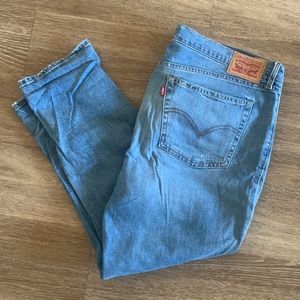 Levi's boyfriend jeans in size 32
